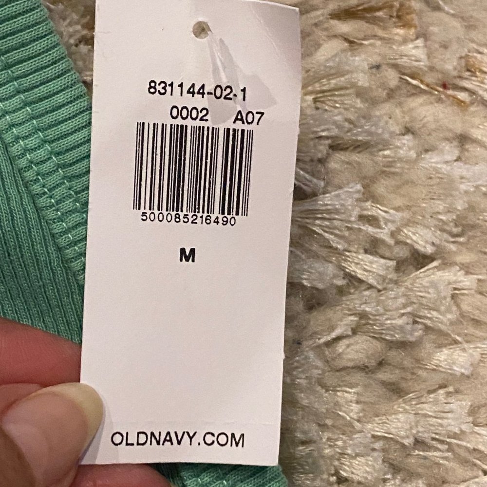 Old Navy - Picture 2 of 3